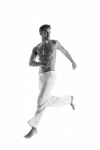 Bel homme sportif